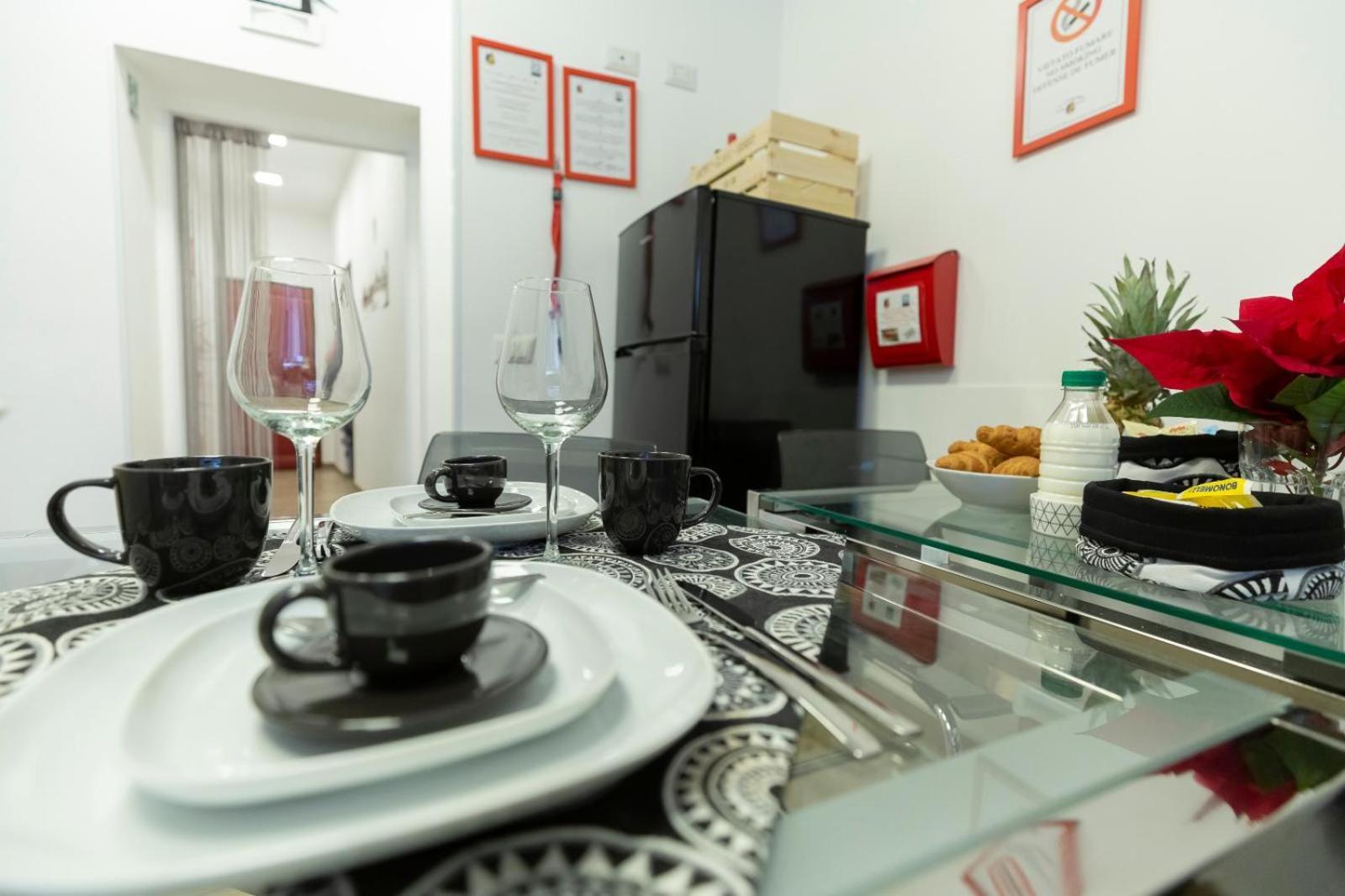 Flatinrome Trastevere Deluxe Rooms - Green Patio Exteriör bild