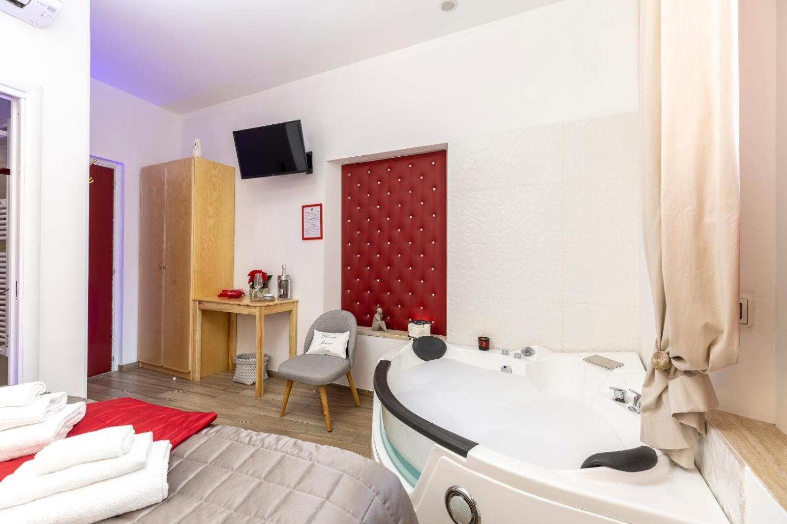 Flatinrome Trastevere Deluxe Rooms - Green Patio Exteriör bild