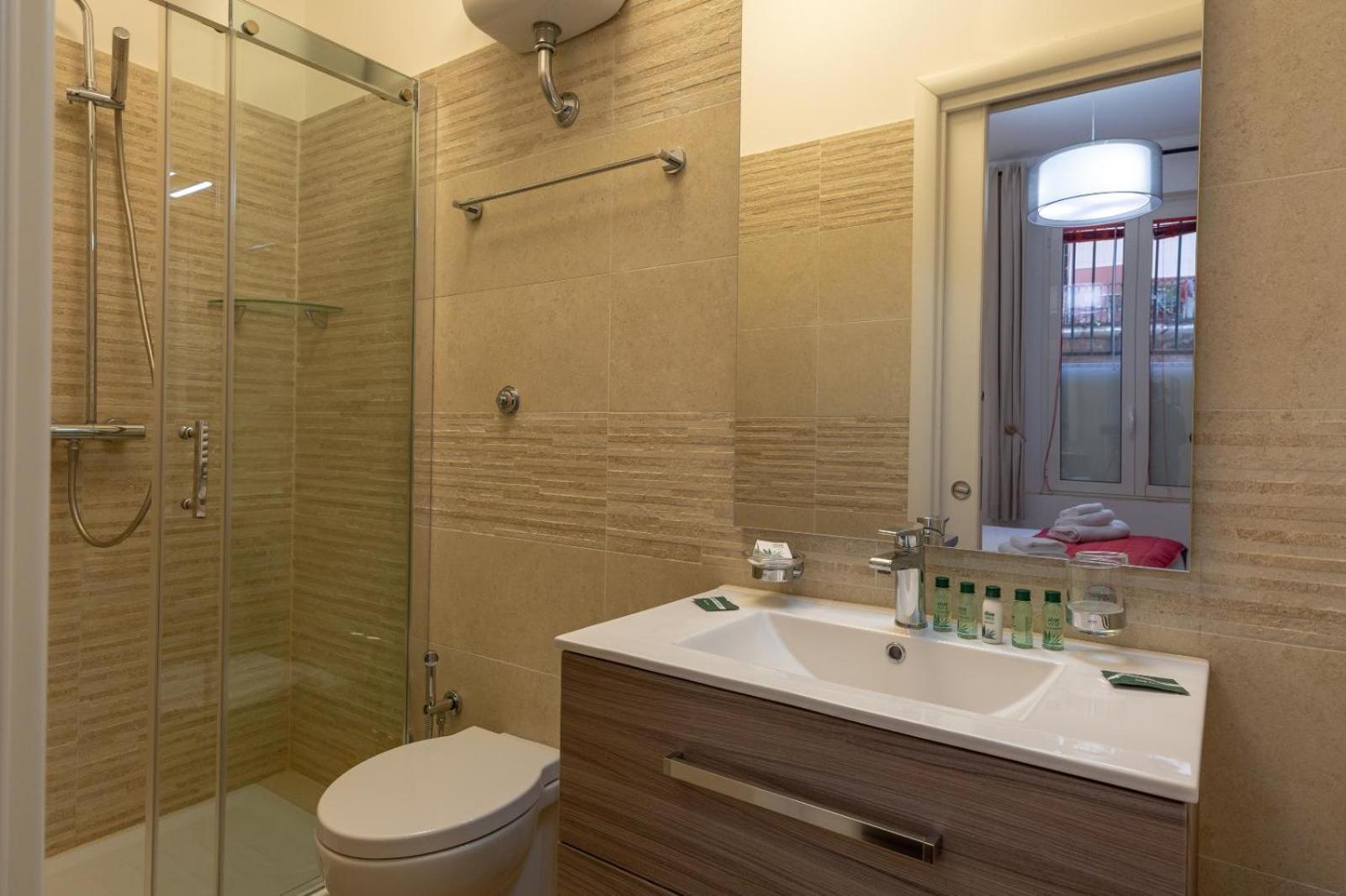 Flatinrome Trastevere Deluxe Rooms - Green Patio Exteriör bild