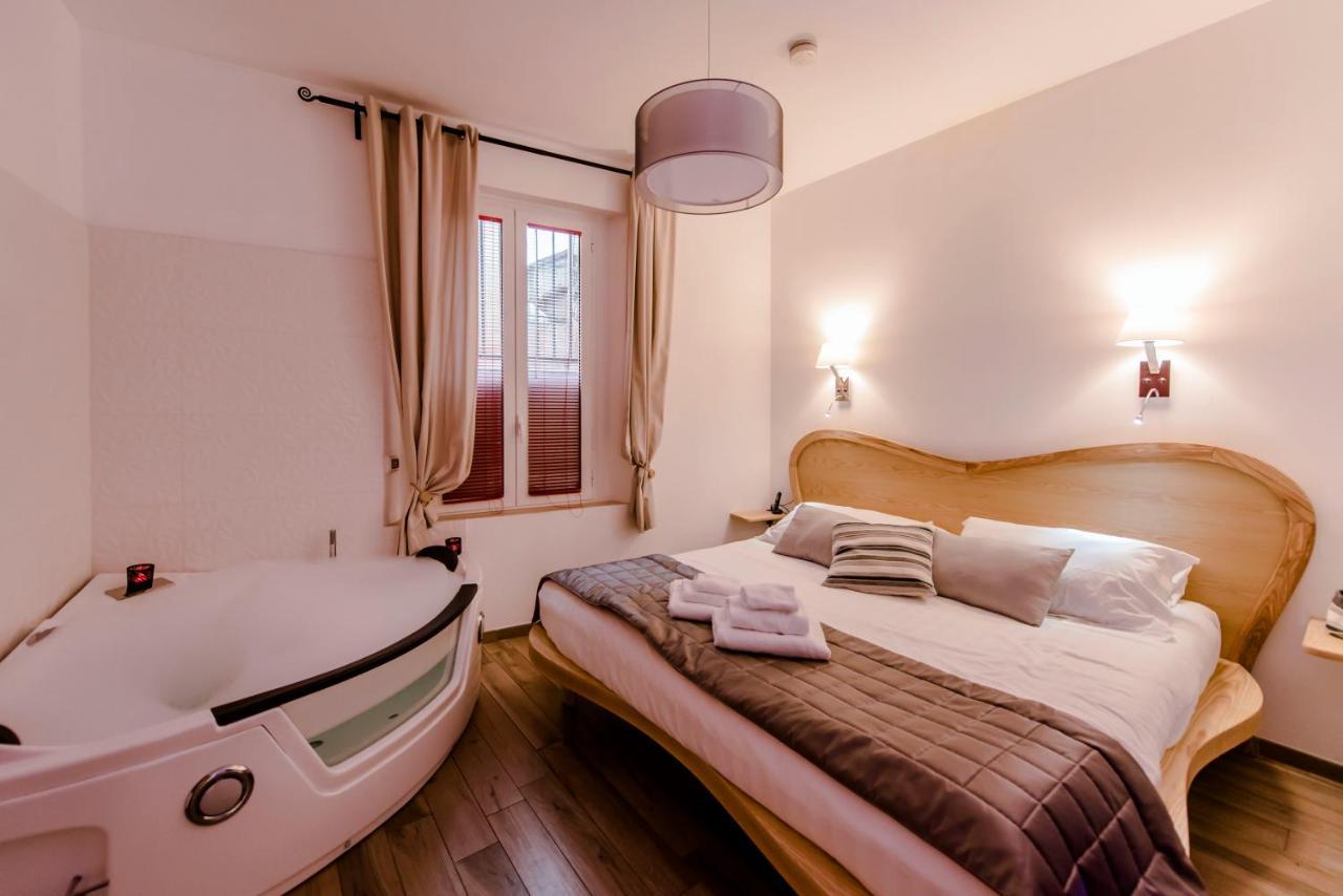 Flatinrome Trastevere Deluxe Rooms - Green Patio Exteriör bild